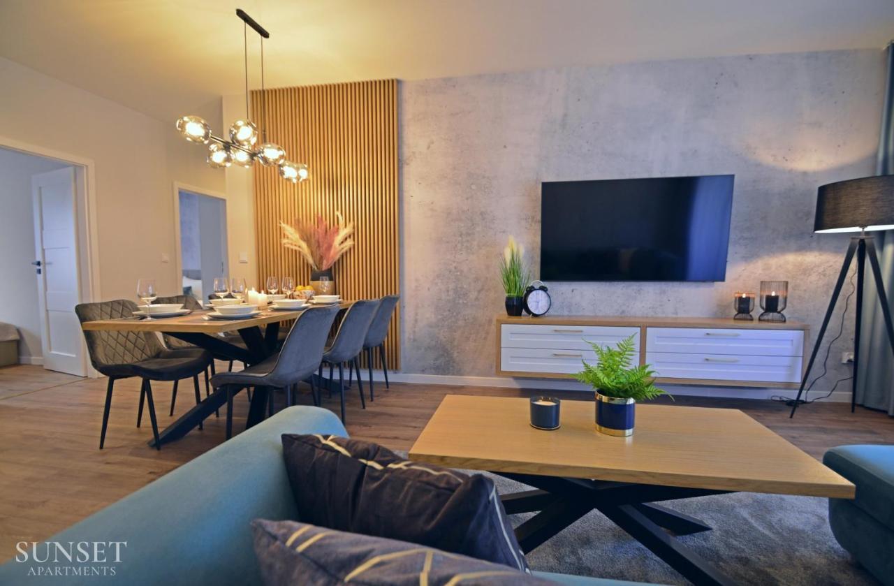 Platan - Sunset Apartments - Garaz シフィノウイシチェ エクステリア 写真